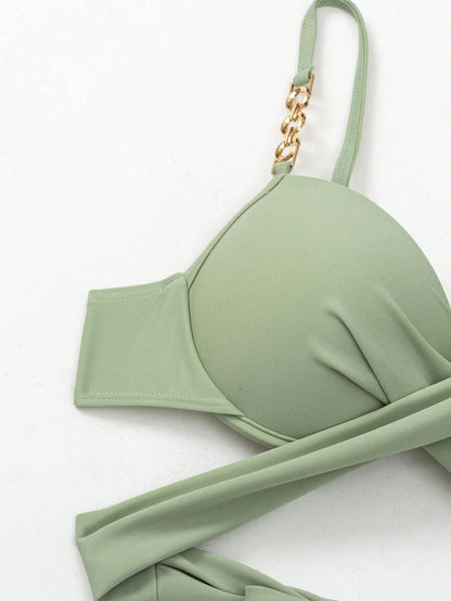 Bikini de Cintura Alta con Copa Cruzada y Pareo